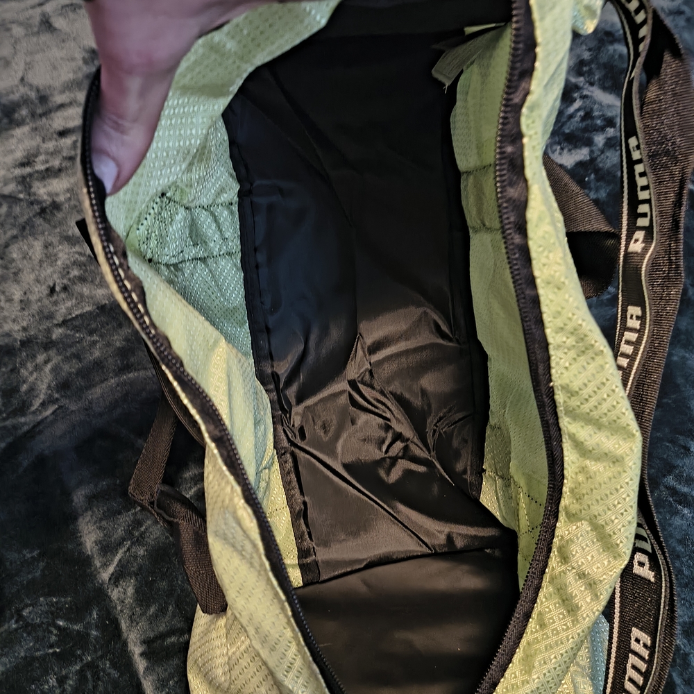 Puma Bright Green/Yellow Jolt Duffel Bag - Picture 5 of 7